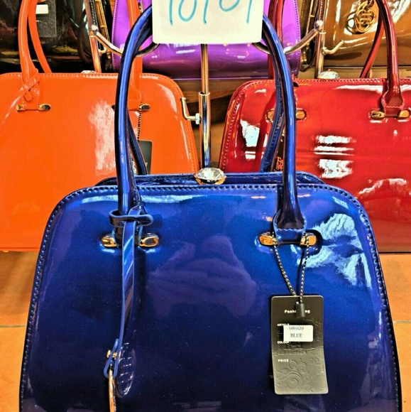 Purses - Picture 4 of 8